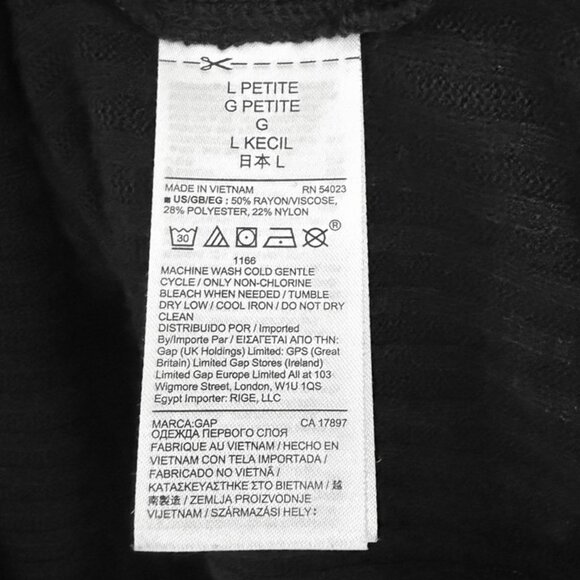 GAP Relaxed Ribbed V-Neck Long Sleeve T-Shirt - Picture 8 of 8